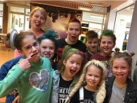 Foto bij artikel Kids strijden met knotsgekke kapsels voor gelijkheid
